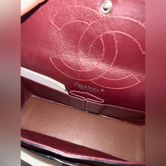 SOLD!!! CHANEL Reissue 2.55 Aged Lambskin Silver Size 226 - Picture 8 of 9